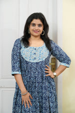 Load image into Gallery viewer, COTTON DRESS SM006