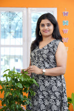 Load image into Gallery viewer, COTTON DRESS SM005