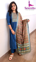 Load image into Gallery viewer, LINEN SILK DRESS SM031
