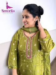 A LINENSILK  HAND EMBROIDERY DRESS SM025